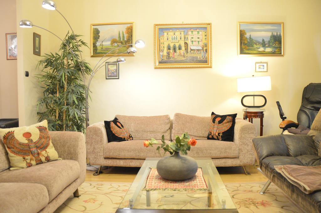 Classic Flat At Basilica Apartman Budapest Kültér fotó